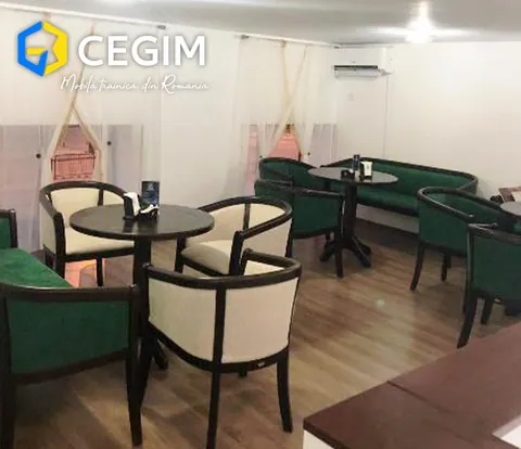 Ciocolateria Leonidas - mobilier CEGIM, fotografia 4