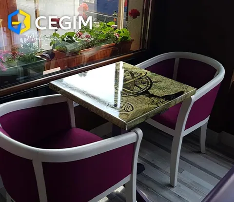 PUB 45 - mobilier CEGIM, fotografia 4
