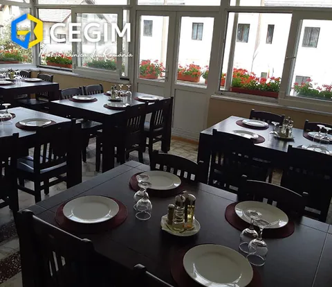 Restaurant Belvedere - mobilier CEGIM, fotografia 4