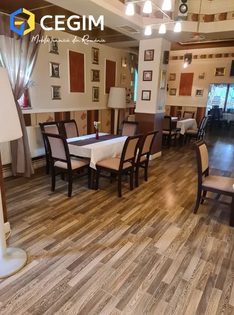 Red’s cafe & restaurant - mobilier CEGIM, fotografia 3