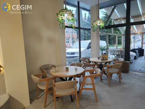 Birt Coffee Shop - mobilier CEGIM, fotografia 3