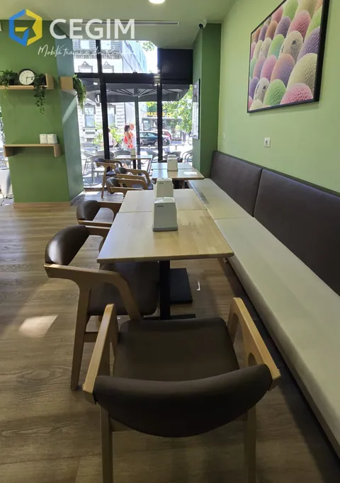 UAU il Gelato - mobilier CEGIM, fotografia 6
