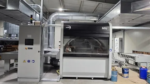 Linie de pulverizare cu robot