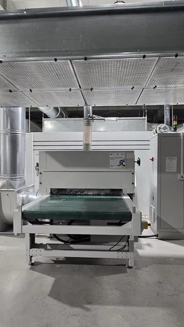 Linie de pulverizare cu robot